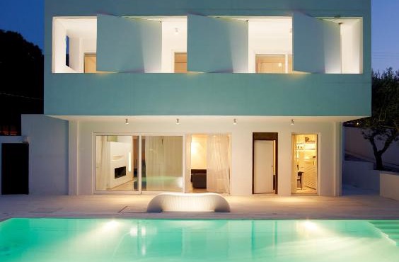 Infinity White Complex by GK Hospitality Group in Ormos Agiou Ioannou