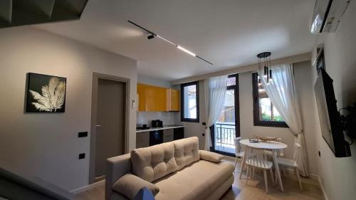John&Nansy Cozy Apartment 2