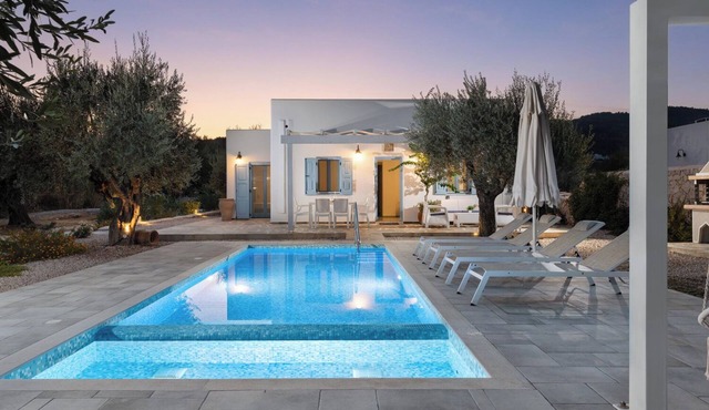 Kalathos Galazio - Two Bedroom Villa, Sleeps 4