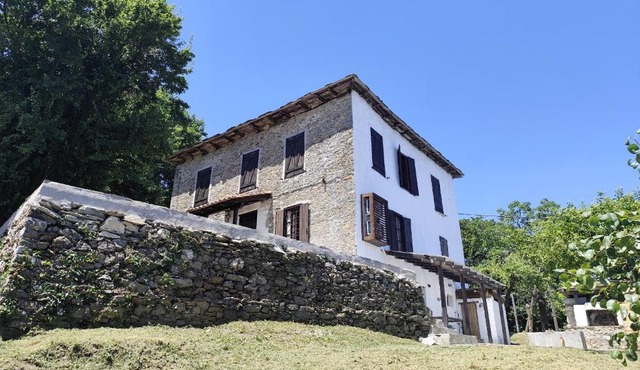 Kamara 1898 katoi in Mouresi