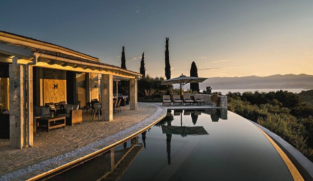 Khaleesi - Four Bedroom Villa, Sleeps 8 in Ionian Islands