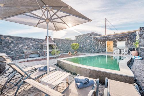 Klimata House - Private Jacuzzi Pool & BBQ Villa in Vlychada