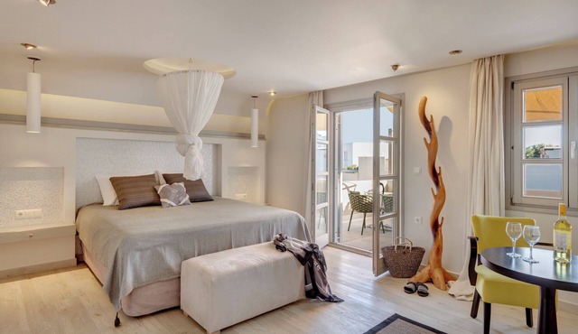 Kouros Art Hotel - Adults Only