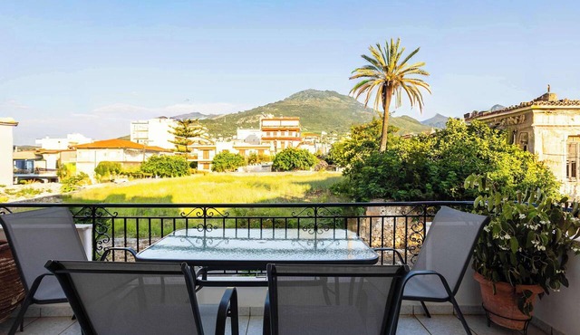Kyparissia Modern Home, Serene Views & Calm Vibes in Kiparissia
