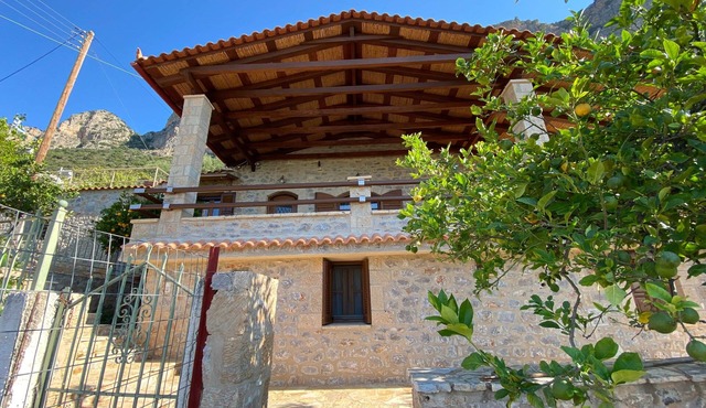 Lithos - Stay Lithos in Leonidion