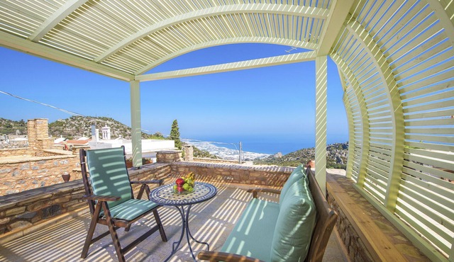 Live the real Cretan life - Aggeliki villa in IERAPETRA