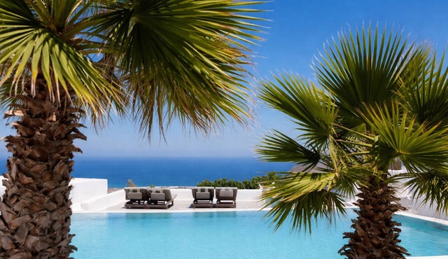 LOFT KAVES POOL AND BAR SUITES-ΣΠΗΛΑΙΩΔΗΣ ΠΑΡΑΔΟΣΙΑΚΗ ΚΑΤΟΙΚΙΑΣ ΜΕ ΘΕΑ ΤΟ ΑΙΓΑΙΟ