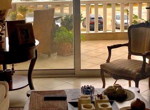 Luxury Beach Flat with Gorgeous Sea View in Kiáton
