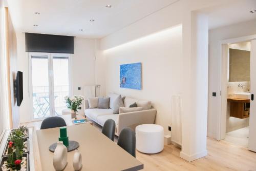 Luxury Modern Apt near Acropolis in Athens