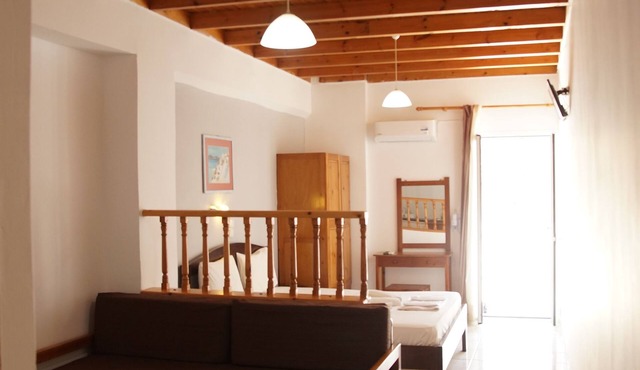 Madares Hotel in Sfakia