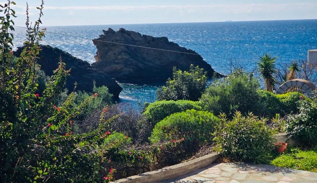 Mani Beach House in Vathia
