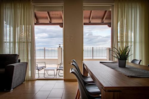 Marathon Coastal House in Marathon