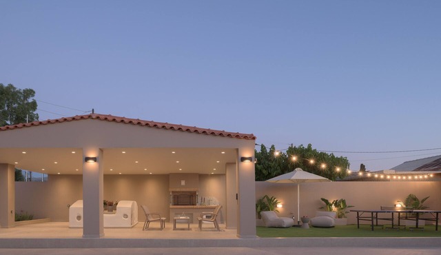 Maroon 7, Private Pool, Walk to Village, Beach 3 km in Pigi