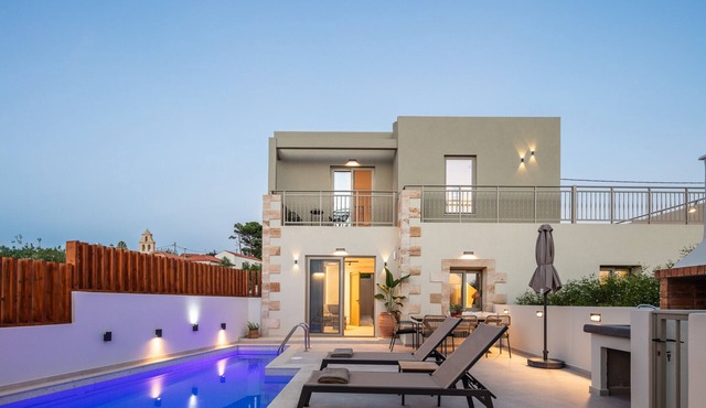 Marvelous new luxury villa with heated pool! in Hamalevri