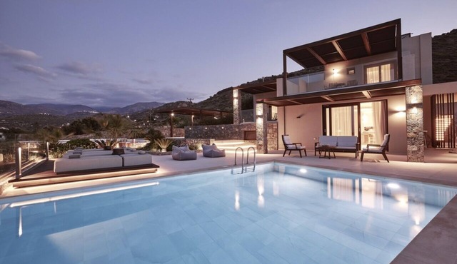 Melitina - Four Bedroom Villa, Sleeps 8 in Sitia