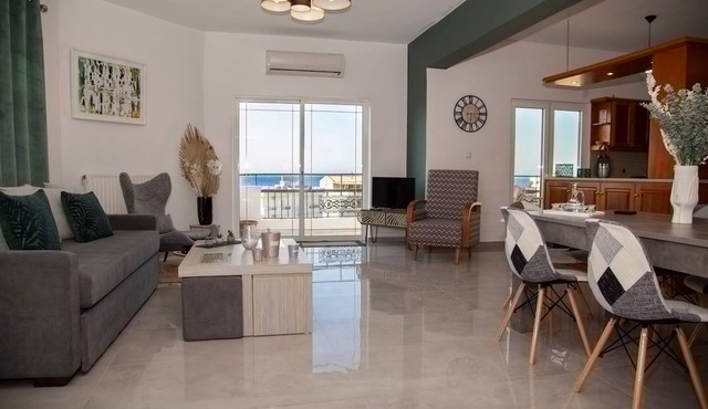 Meraki Beautiful apartment near the Sea in Gazi
