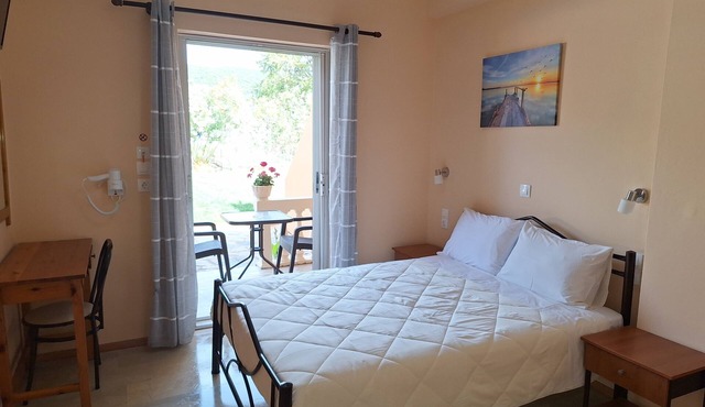 Messonghi Studio with one bedroom in Mesongi