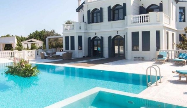 Mikamas Villas
