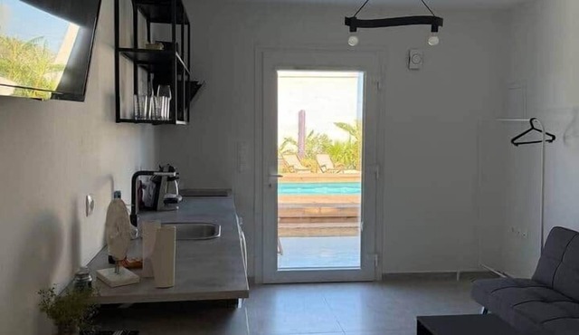 Minimal Cream Apartment Pool-front in Paros