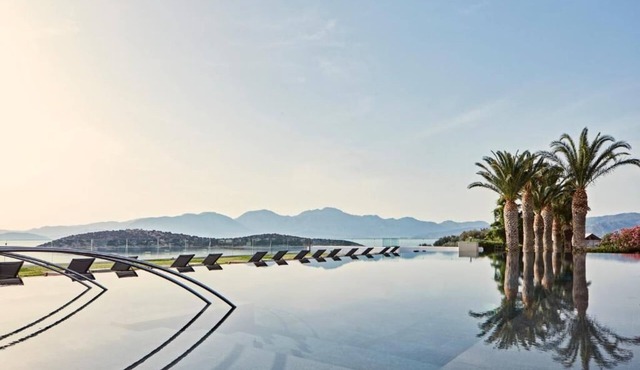 Minos Palace Hotel & Suites in Agios Nikolaos
