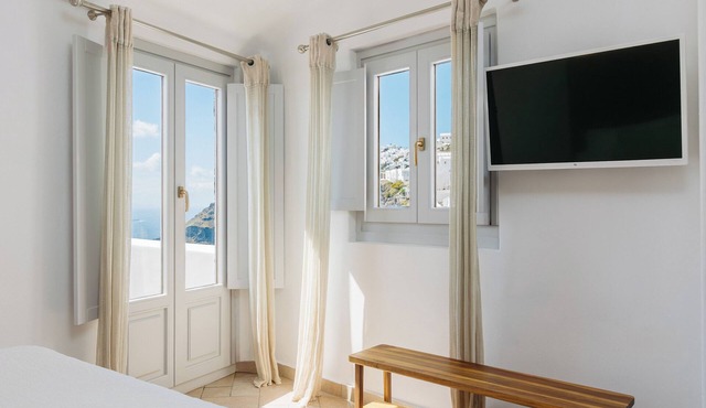 Mirabo Luxury Villas