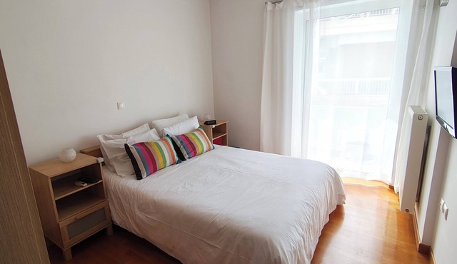 Modern 2 bedroom cozy & quiet apartment in Marousi