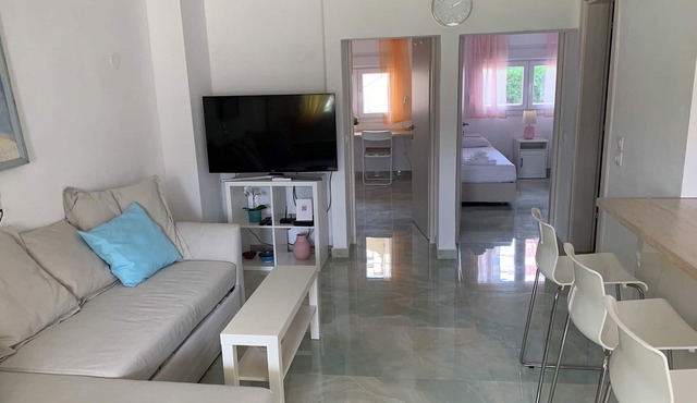 Modern family-sized condo near the beach in Kassandreia