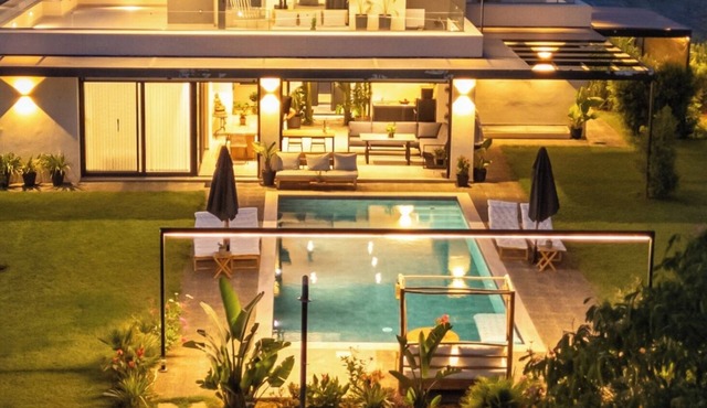 Modern Private Pool Villa Walk to Beach in Kalamata