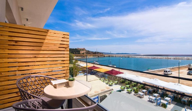 Molos Hotel in Limenaria