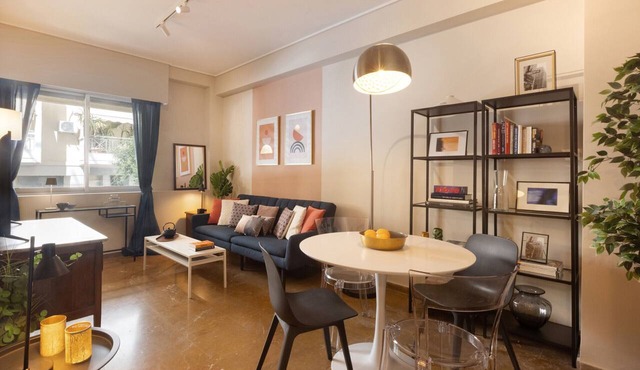 Moutsopoulou66 · Prime Seafront Living with a Priv in Piraeus