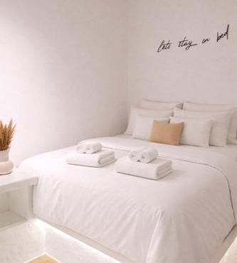 Mykonest Chora Suites
