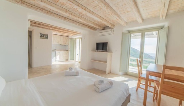 Mykonian Leisure Hotel