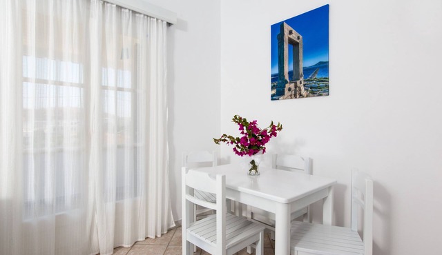 Mylos Hotel