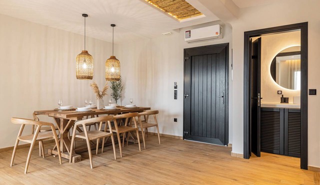 Naxian Spirit Luxury Villas Plaka in Plaka