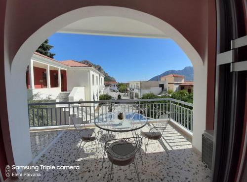 New Garden's House (120m2) in Leonidio