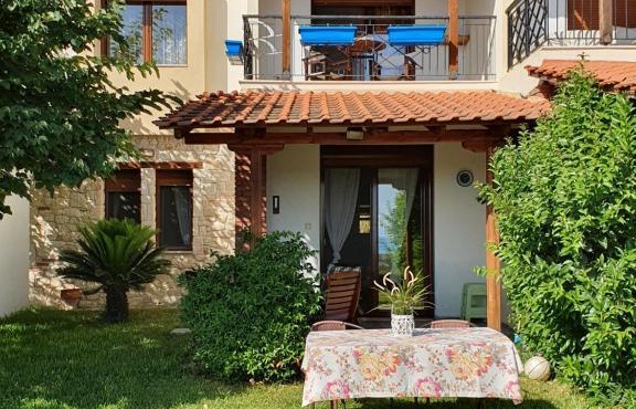 NIKOL VILLA FOURKA in Fourka