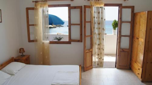 Nikos Studios in Lefkos Karpathou