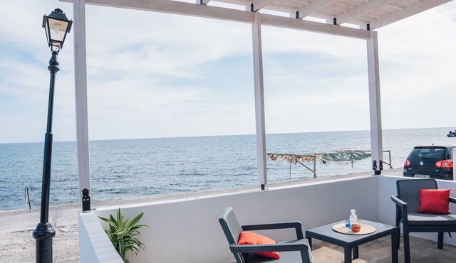 Nirou Studio by the beach in IERAPETRA
