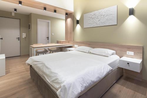 No125 - City Centre Studio Apartment in Orestiada