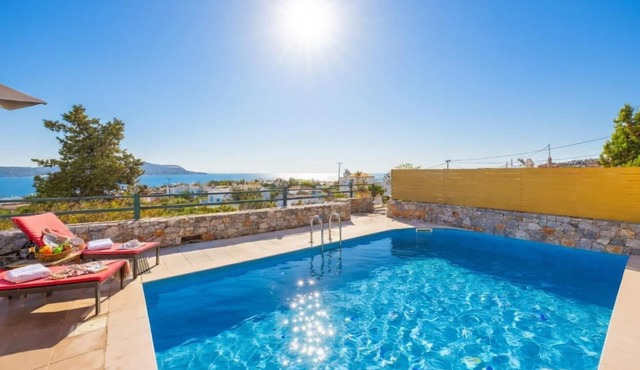Odysseus Villa - Three Bedroom Villa, Sleeps 6 in Plaka