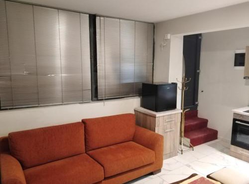 Office Home 2 By Vilfredo in Thessaloniki