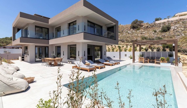 Olea Hill Villas - Luxury Villa Sienna, by Estia in Vathianos Kampos