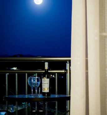 Oliva Suites in Nikiti