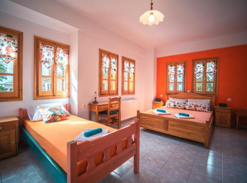 Orange House for big families in Damouchari - Delicious Houses in Damouchari