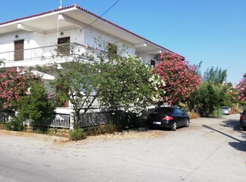 P.A.G Apartments in Nea Roda