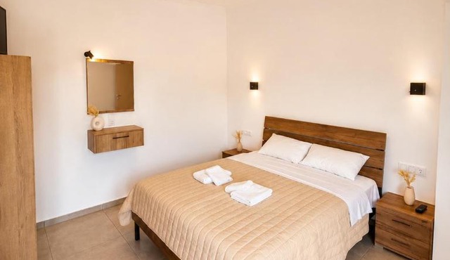 Panagiotis' Seaside Apartment, Giorgos`House in Gialova