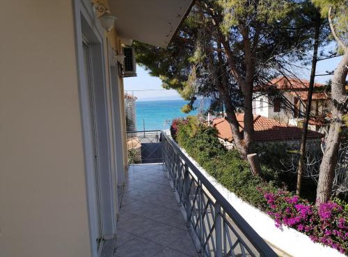 Panos & Antzy Apartment in Kalamata