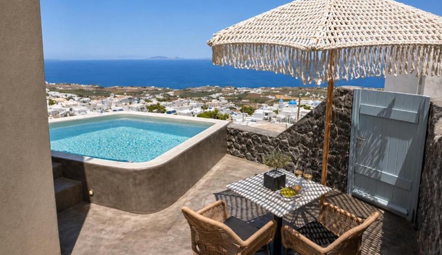 Panthea Suite Santorini - Private pool