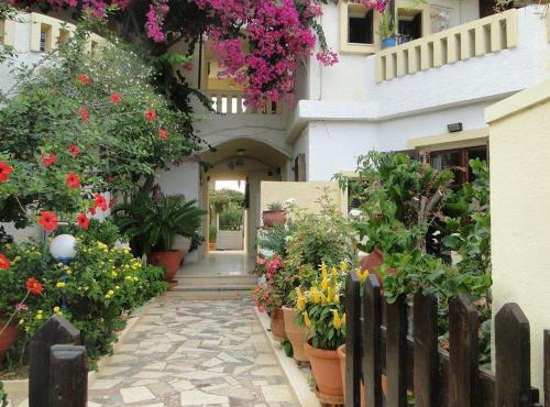 Paradise Inn in Milatos