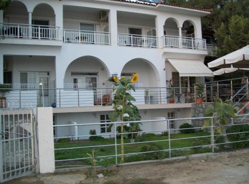 Paschalia sea view studios in Psakoudia